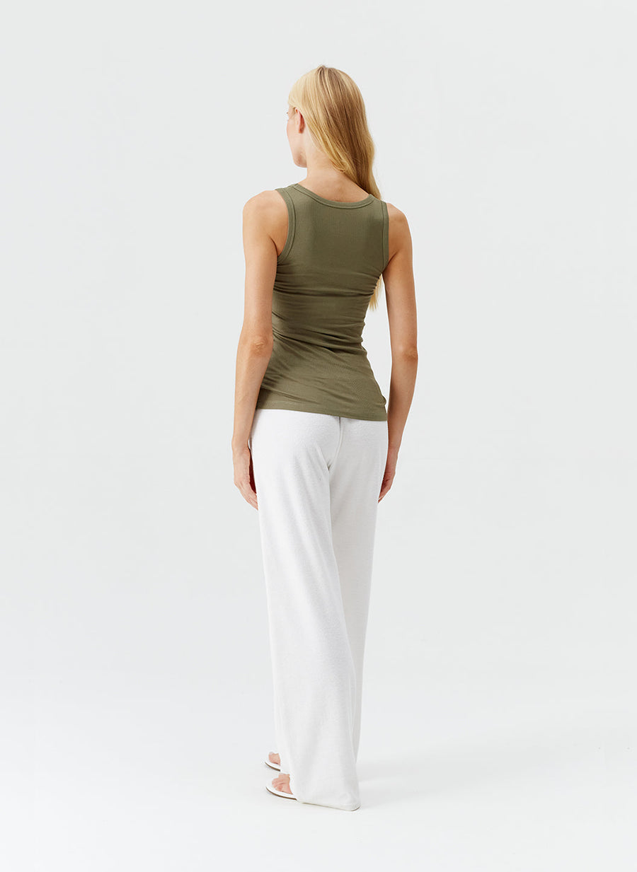 exclusive-cora-olive-ribbed-vest-top_model_2025_B 