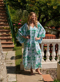 Nicola Palm Kaftan Lifestyle 2023   